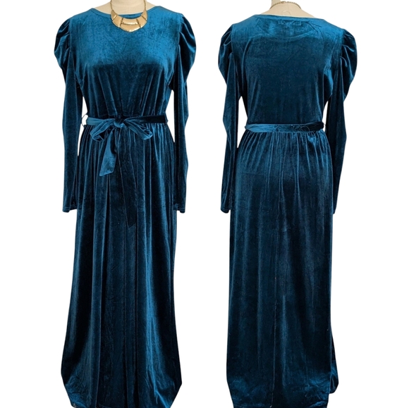 Zesica Dresses & Skirts - Zesica Teal Velvet Maxi Dress Size XL